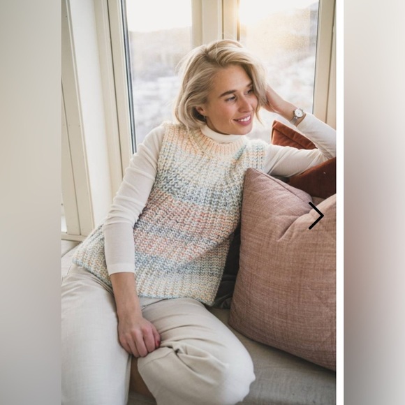 Second Female Size L Elsa Knitted Vest in Brunnera Blue - Picture 1 of 8